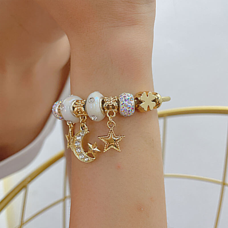 Fashion Wire Ring Bracelet Personality Inlaid Zircon Star Moon Pendant Golden Open Titanium Steel Bracelet