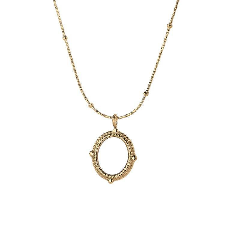 Retro Oval Shell Disc Pendant Necklace