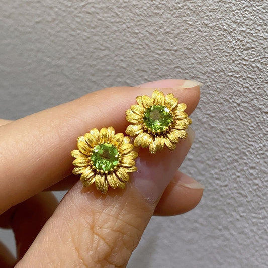 Faxul Peridot Sunflower Stud Earrings