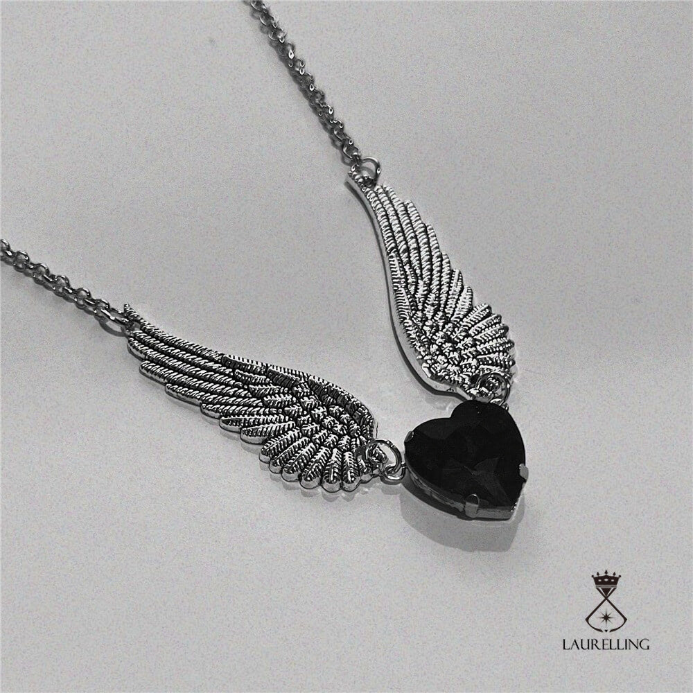 Vintage Angel Wings Fashion Heart Pendant