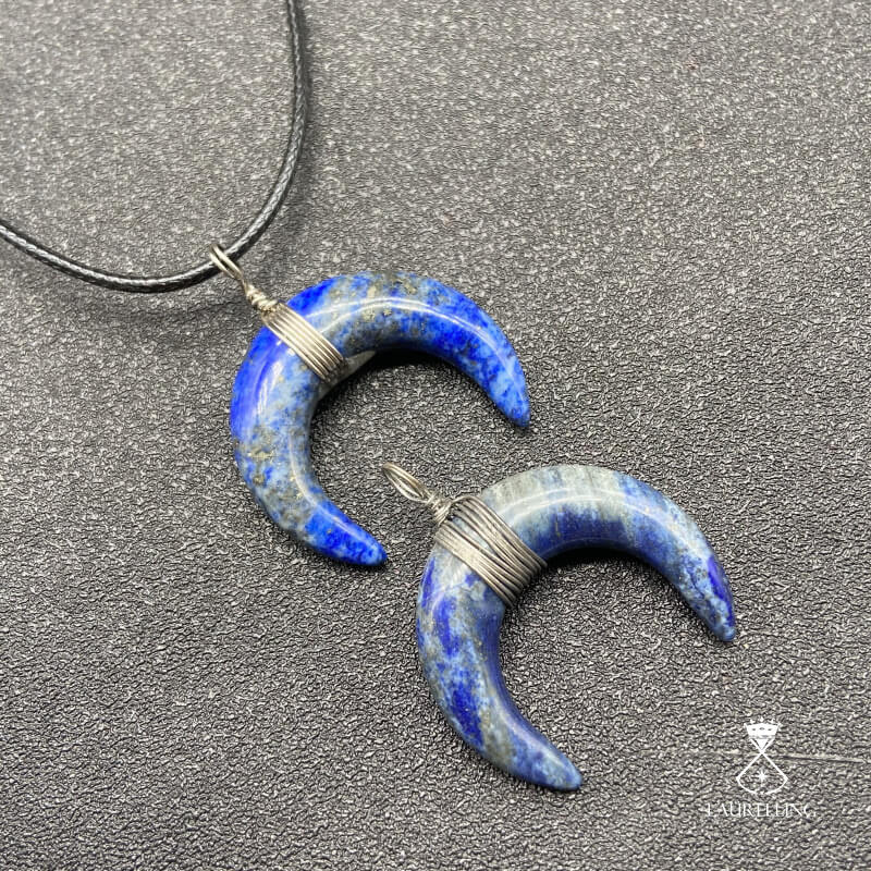 Silk Bull Moon Shape Winding Crescent Pendant