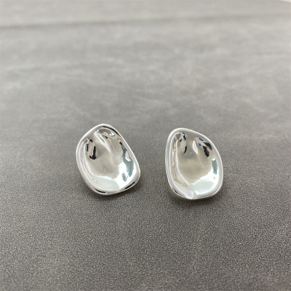 Women's Geometric Oval Shiny Metal Stud Earrings