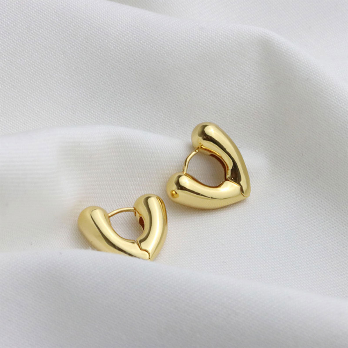 Free Now: Golden Midi Heart Shape Chunky Hoop Earrings