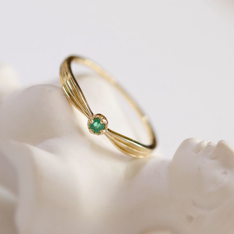 Green Island Inlaid Anti-Emerald Ring