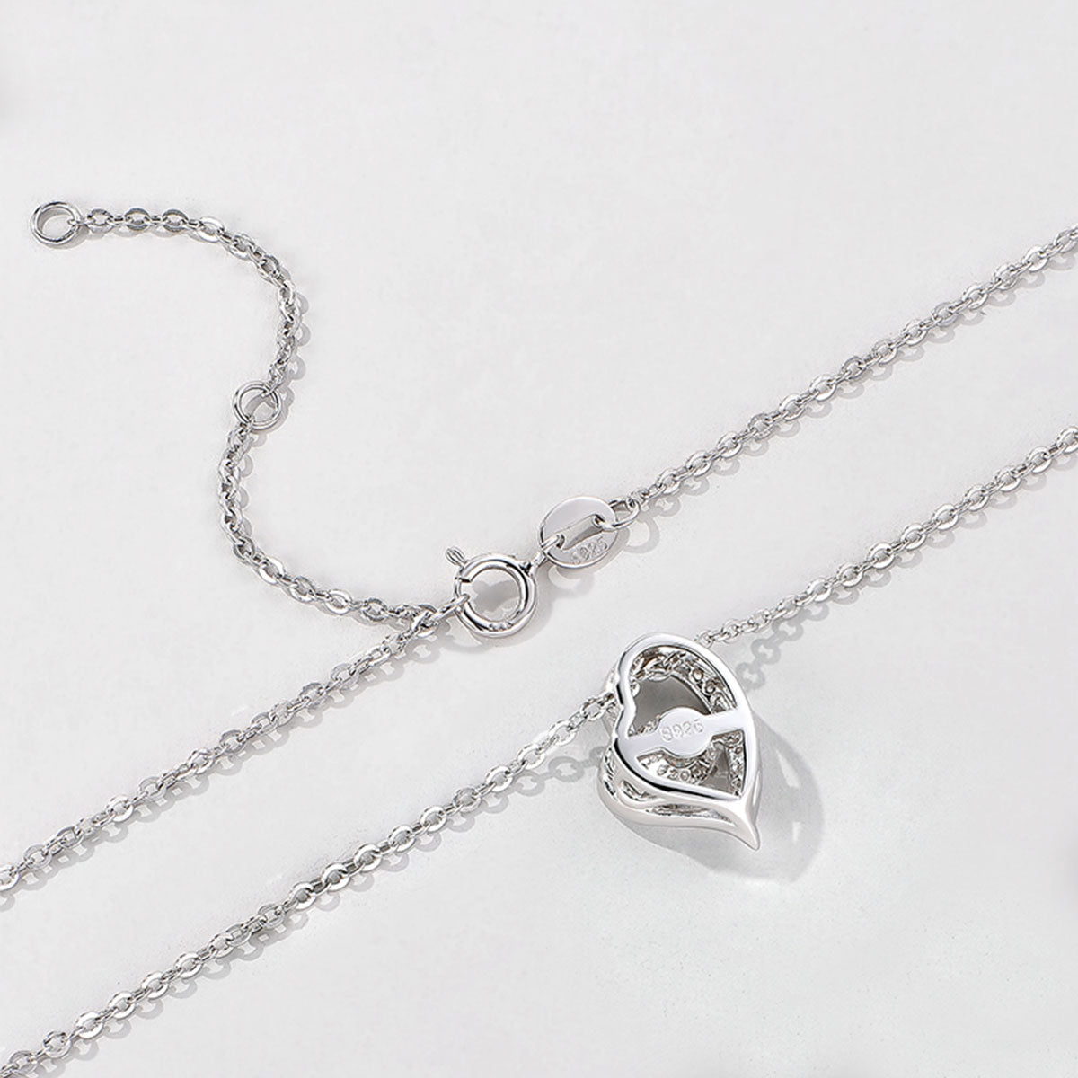 White Gold Hollow Heart Shape Beating Shinny Pendants Chains