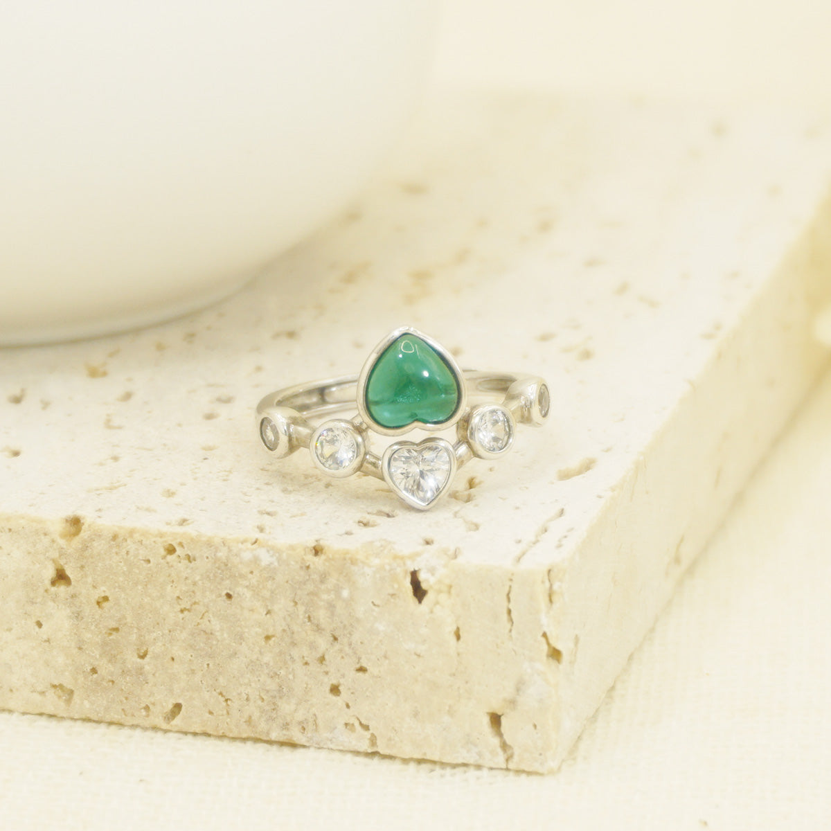 White Gold 2 Heart Crown Shape with Emerald Gem Band Ring for Women