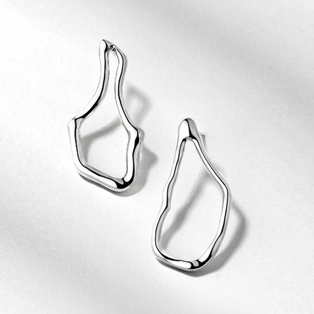 White Gold Cool Design Irregular Distortion Snap Hoop Earrings