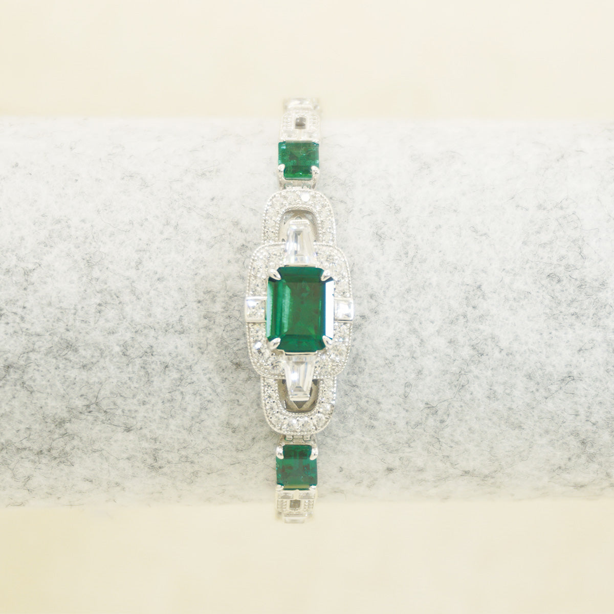 Sterling Silver Square Emerald Gem with Channel Setting Stones Retro Bracelet
