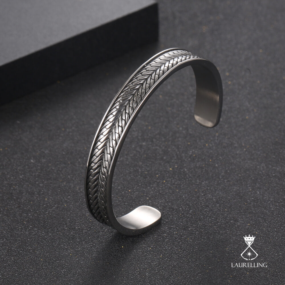 Vintage C-shaped Open Stalk Bracelet