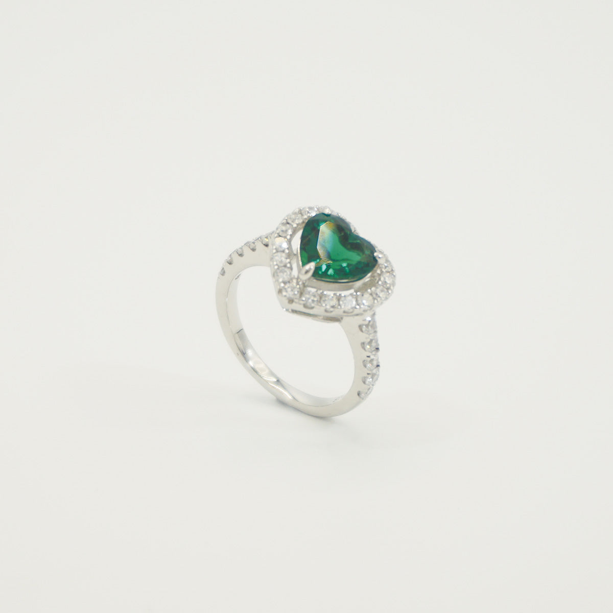 White Gold Heart Emerald Signet Ring with Worldwide Setting Stones