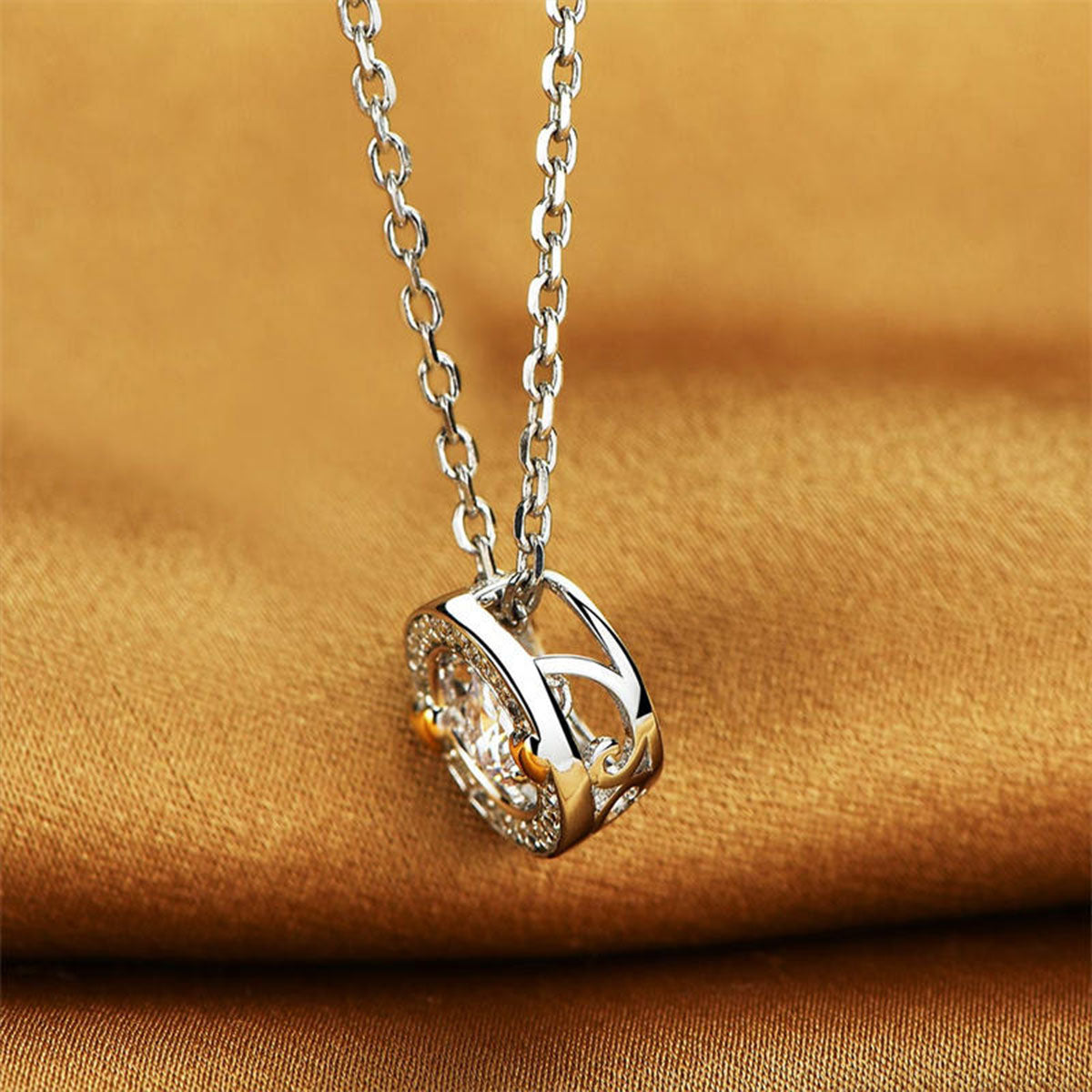 White Gold Timeless Classic Halo Pendants Chains
