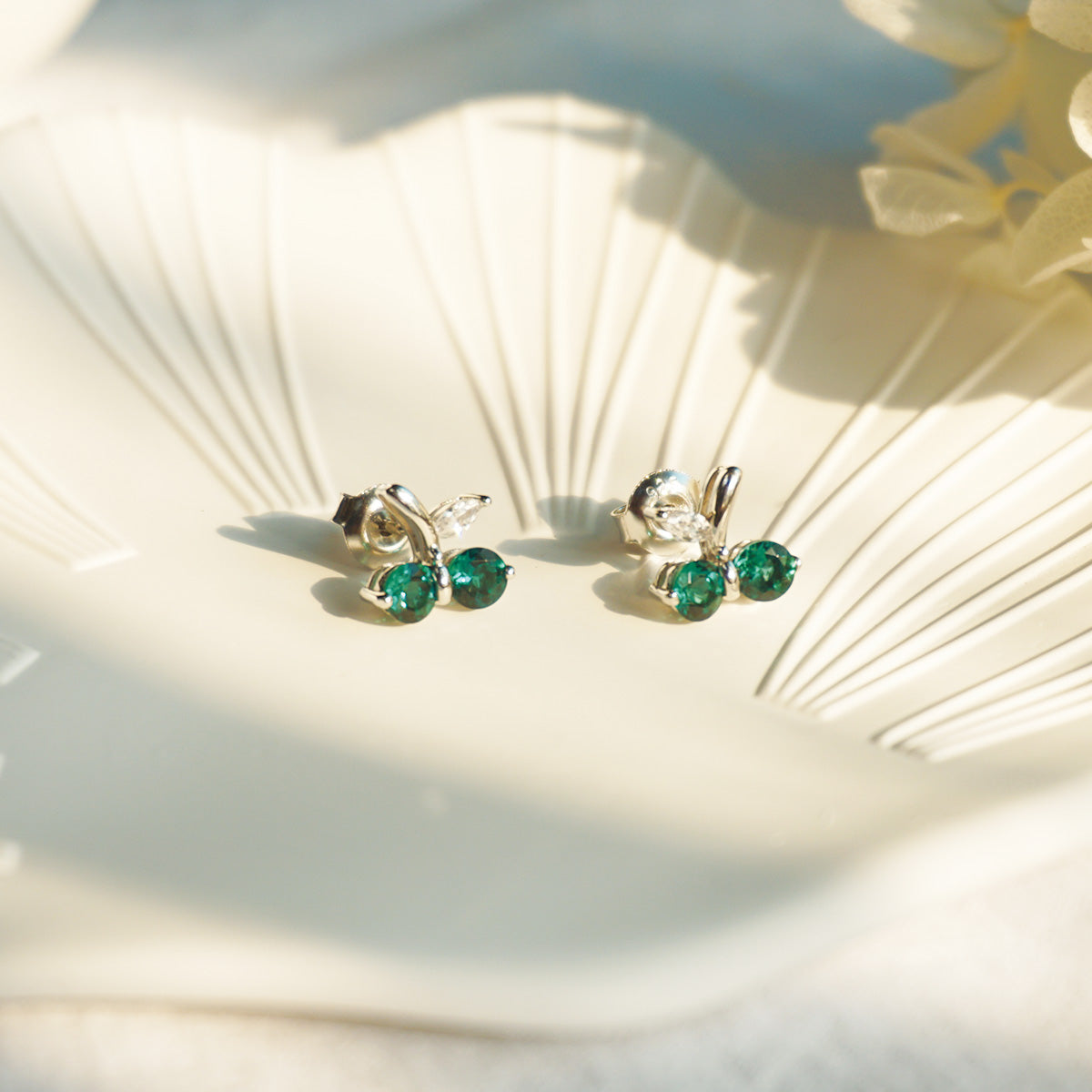 White Gold Cherry Shape Stud Earrings With Emerald Gem for Women