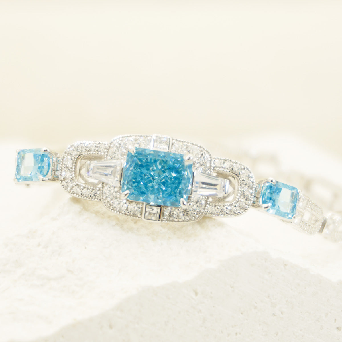 Sterling Silver Square Aquamarine Sapphire with Crushed-ice Setting Elegant Bracelet