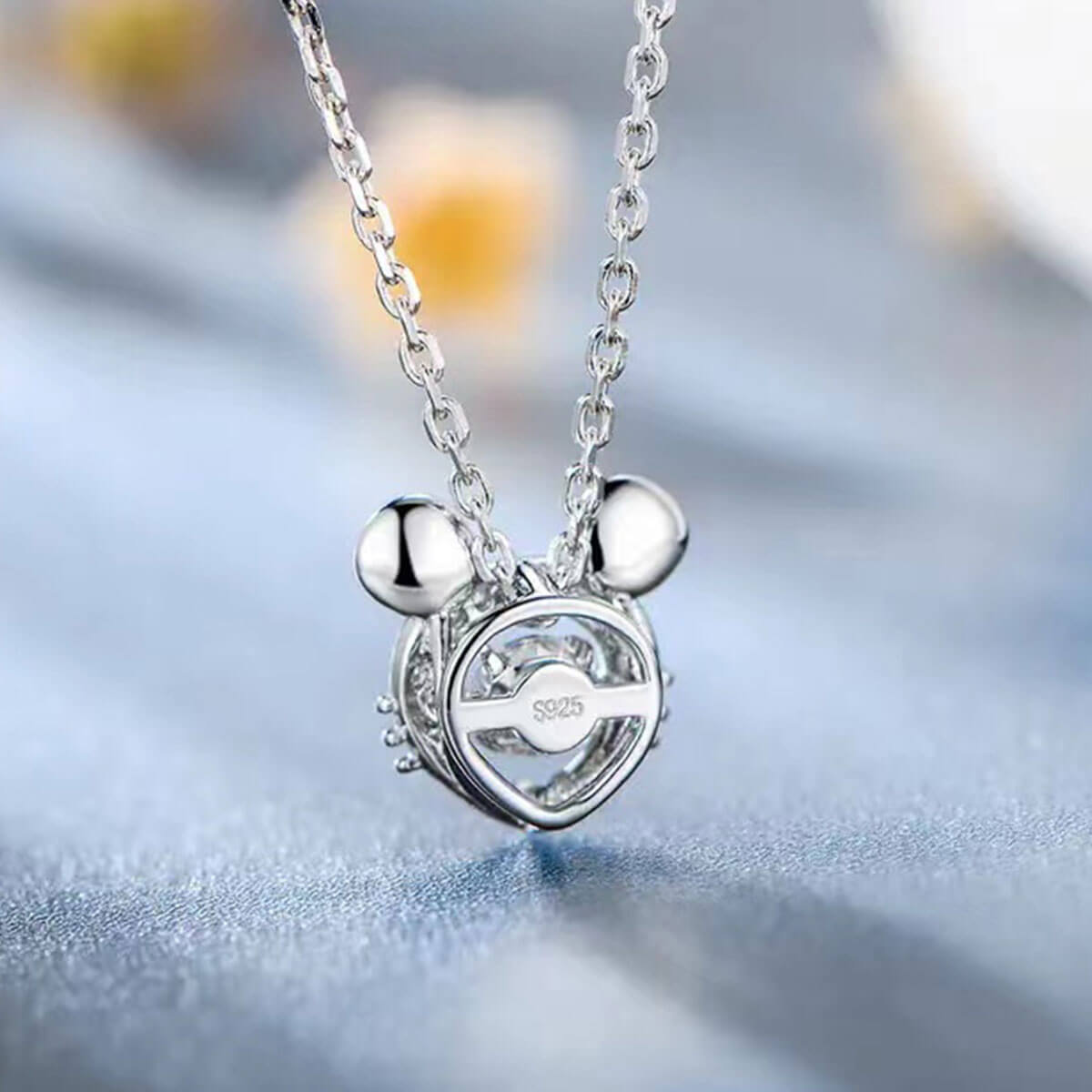 White Gold Hollow Mouse Shape Beating Pendants Chains